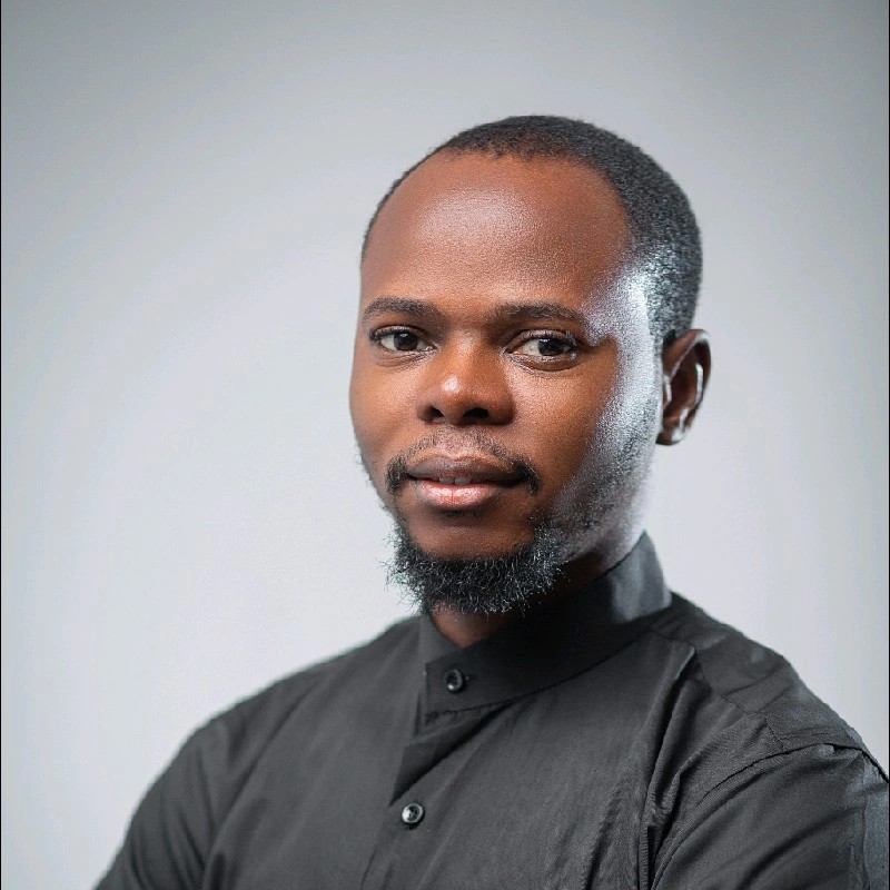 Luke Olawale portrait